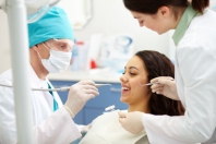 Piaskowanie zębów - jak często można wykonywać ten zabieg?